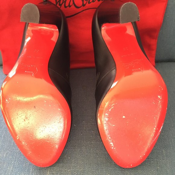 Worn twice. Christian Louboutin Attroupee 100 Calf/Veau velour - Picture 8 of 9